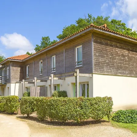 In France With Views Apartamento
